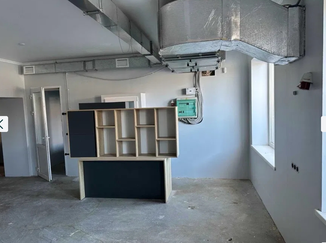 Оренда приміщення вільного призначення 283 м², Новомиколаївська дор.
