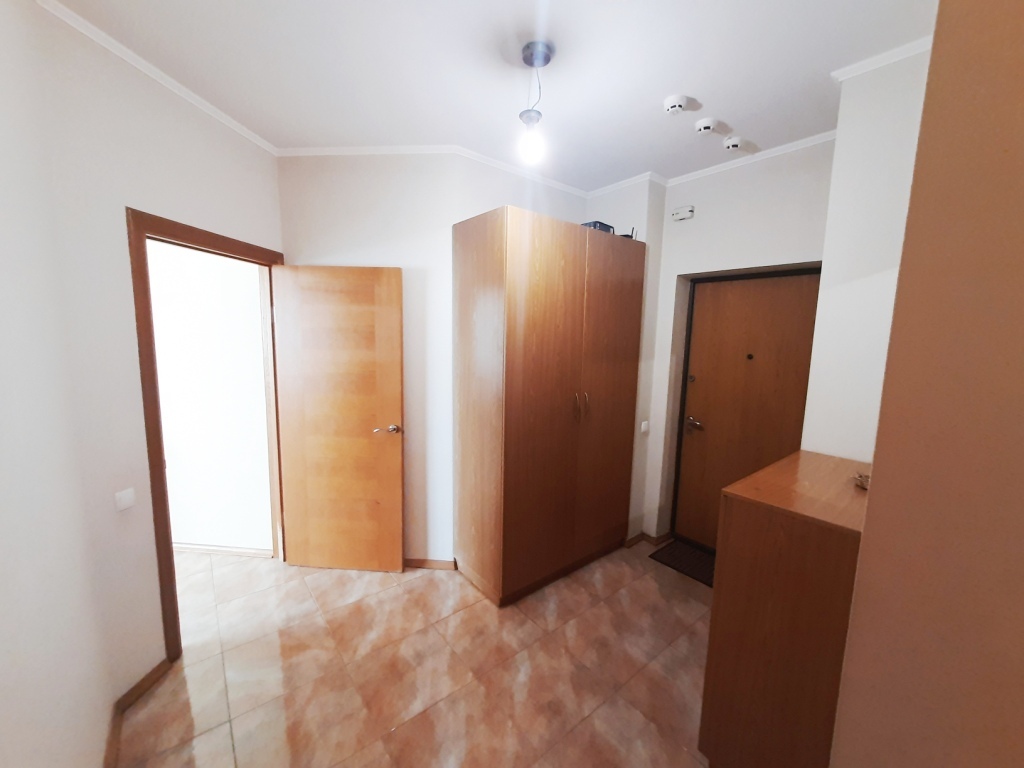 Продаж 2-кімнатної квартири 75 м², Олександра Мішуги вул., 2