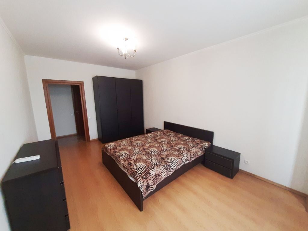 Продажа 2-комнатной квартиры 75 м², Александра Мишуги ул., 2