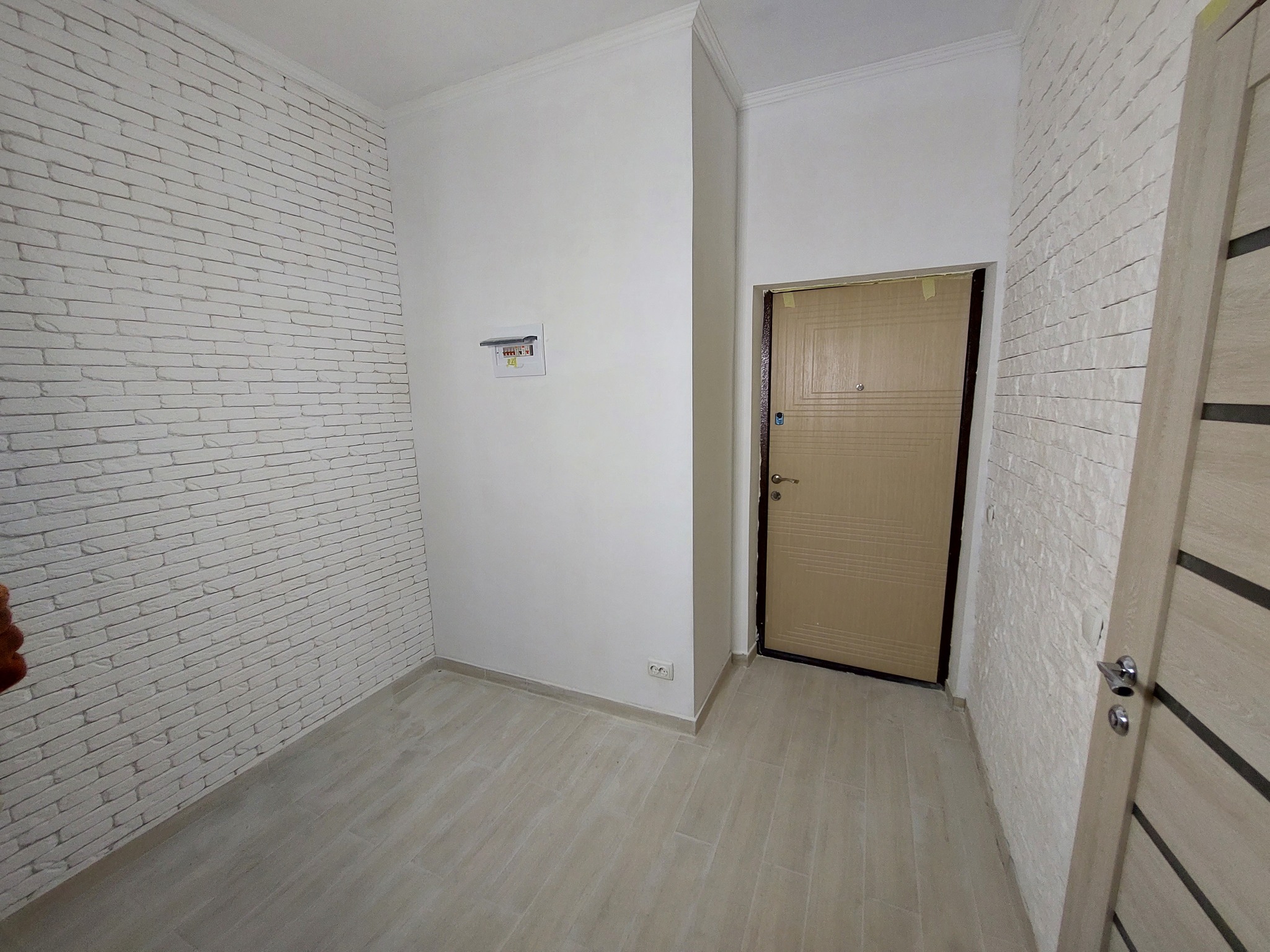 Продаж квартири з вільним плануванням 60 м²