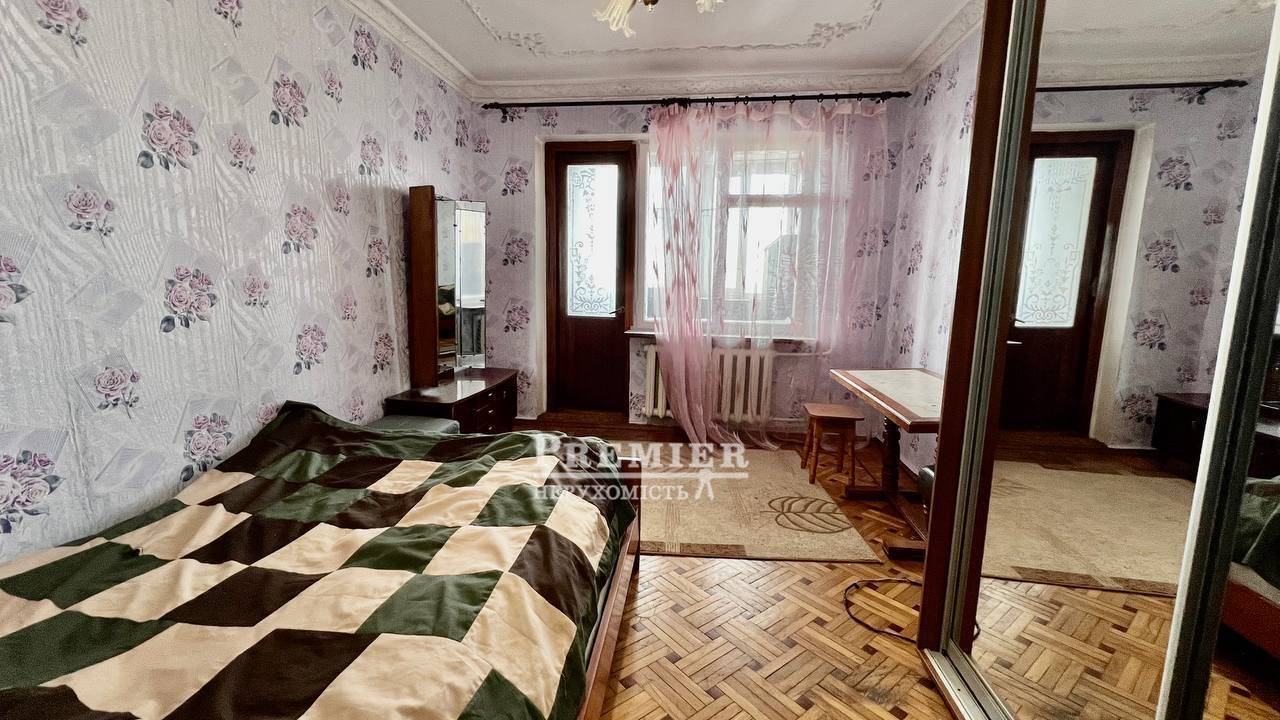 Продаж 3-кімнатної квартири 63 м², Ільфа і Петрова вул.
