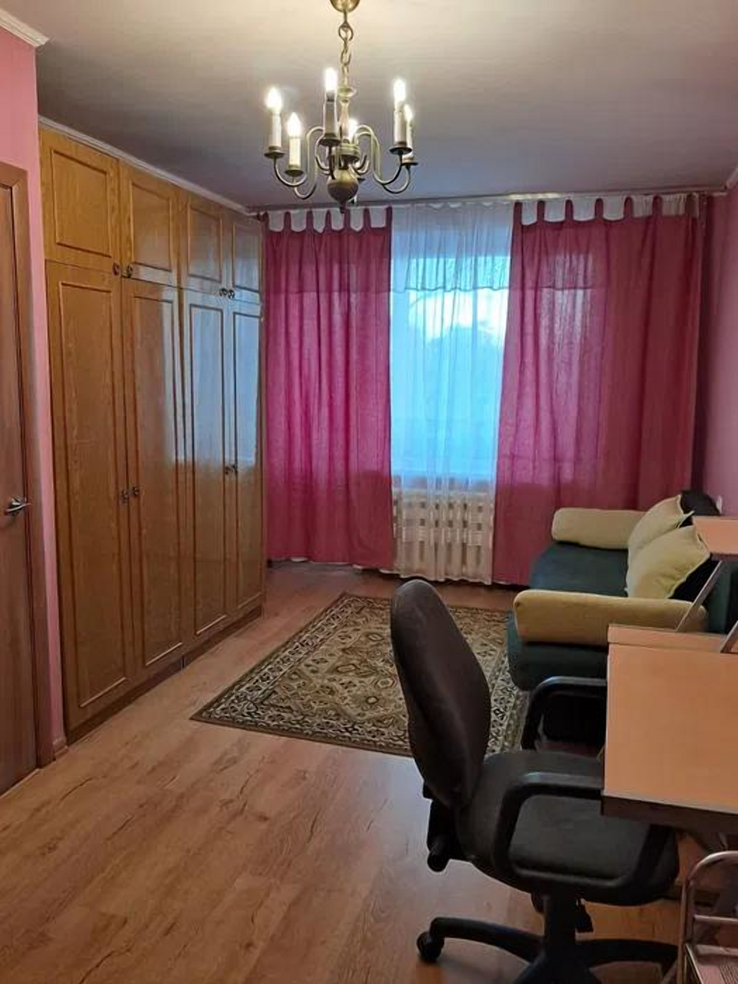 Оренда 1-кімнатної квартири 32 м², Юрія Кондратюка вул., 4В