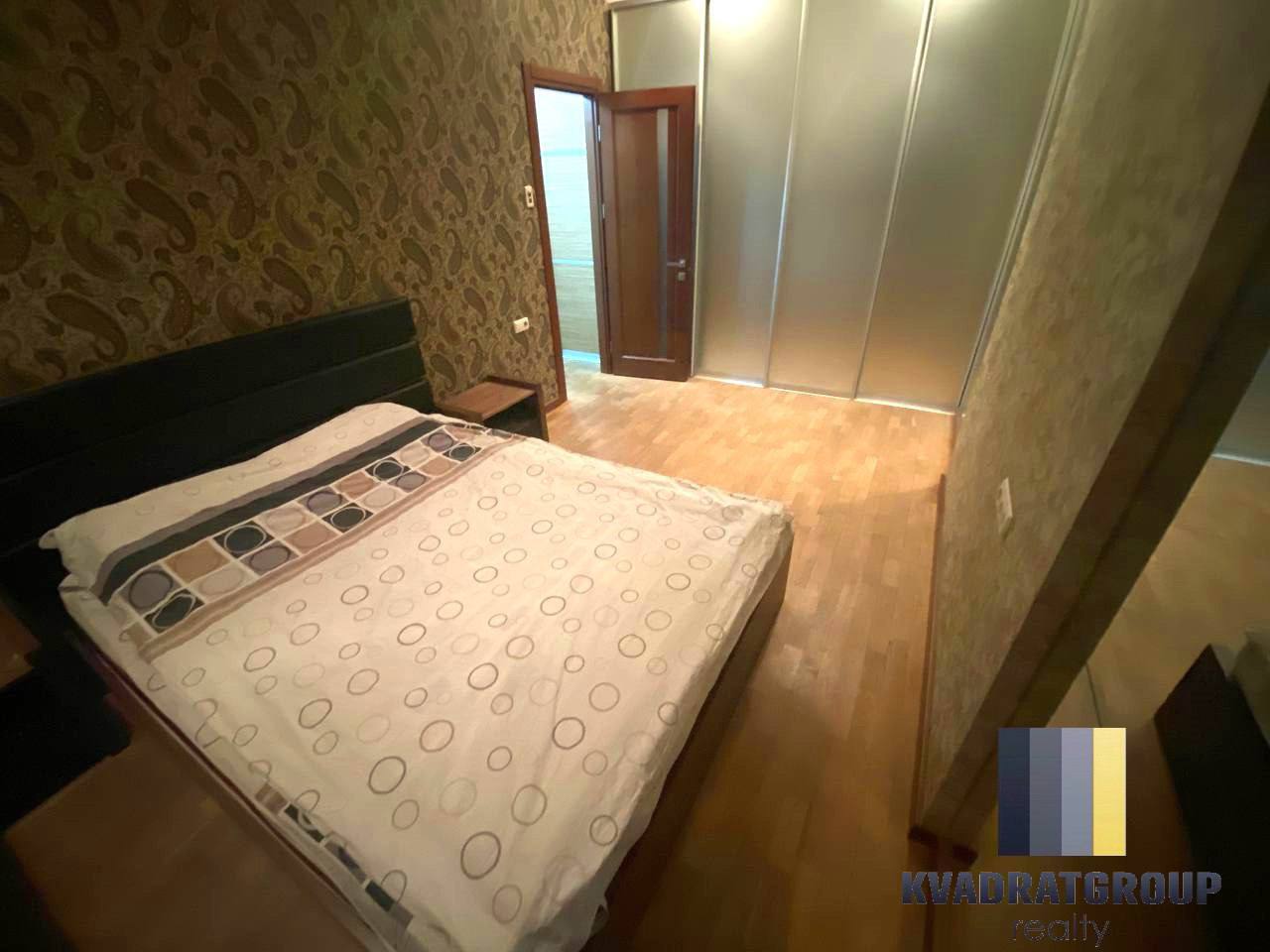 Продаж 3-кімнатної квартири 89 м², Олександра Поля просп.