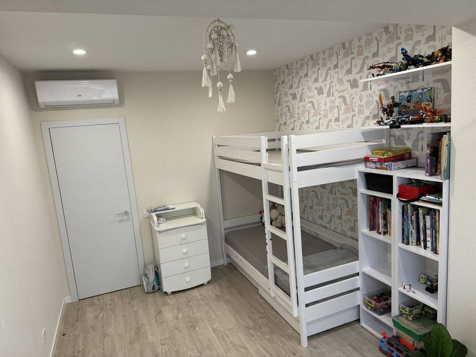 Продажа 3-комнатной квартиры 75 м², Светлова ул.