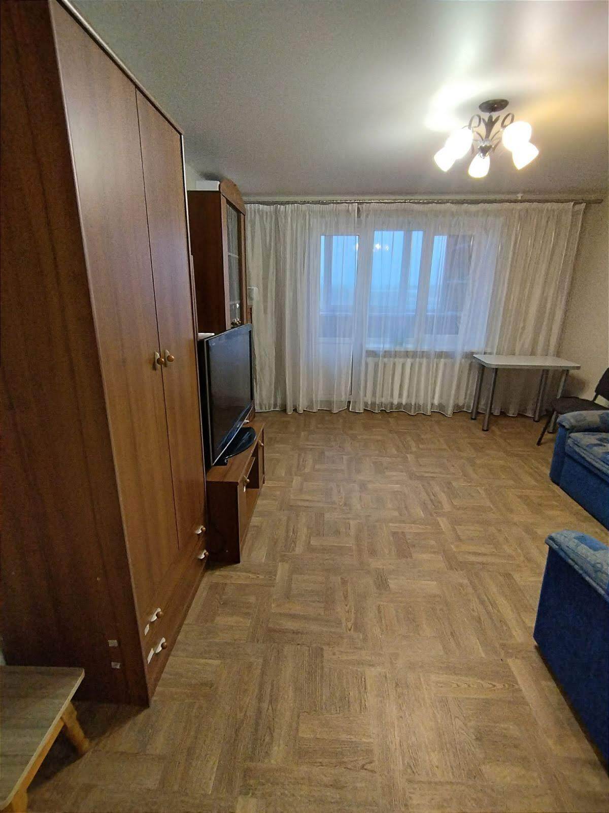 Аренда 3-комнатной квартиры 68 м², Любарского ул., 82