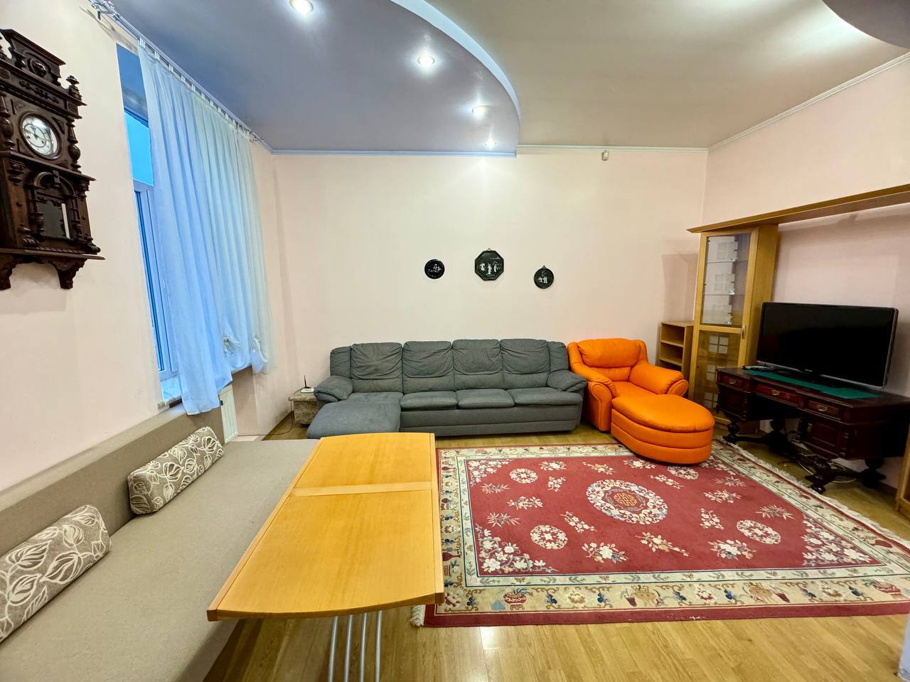 Продажа 3-комнатной квартиры 86 м², Святослава Храброго ул.