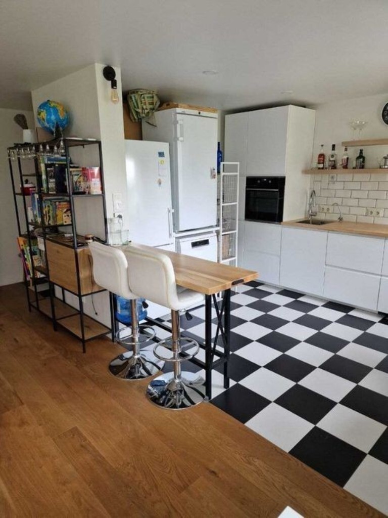 Продажа 2-комнатной квартиры 65 м², Мира просп.