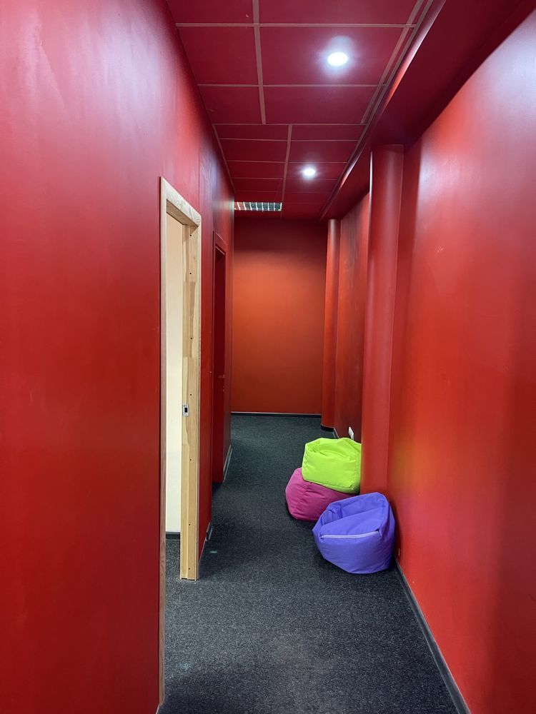 Продажа торгово-развлекательного центра 450 м², Карагандинская ул.