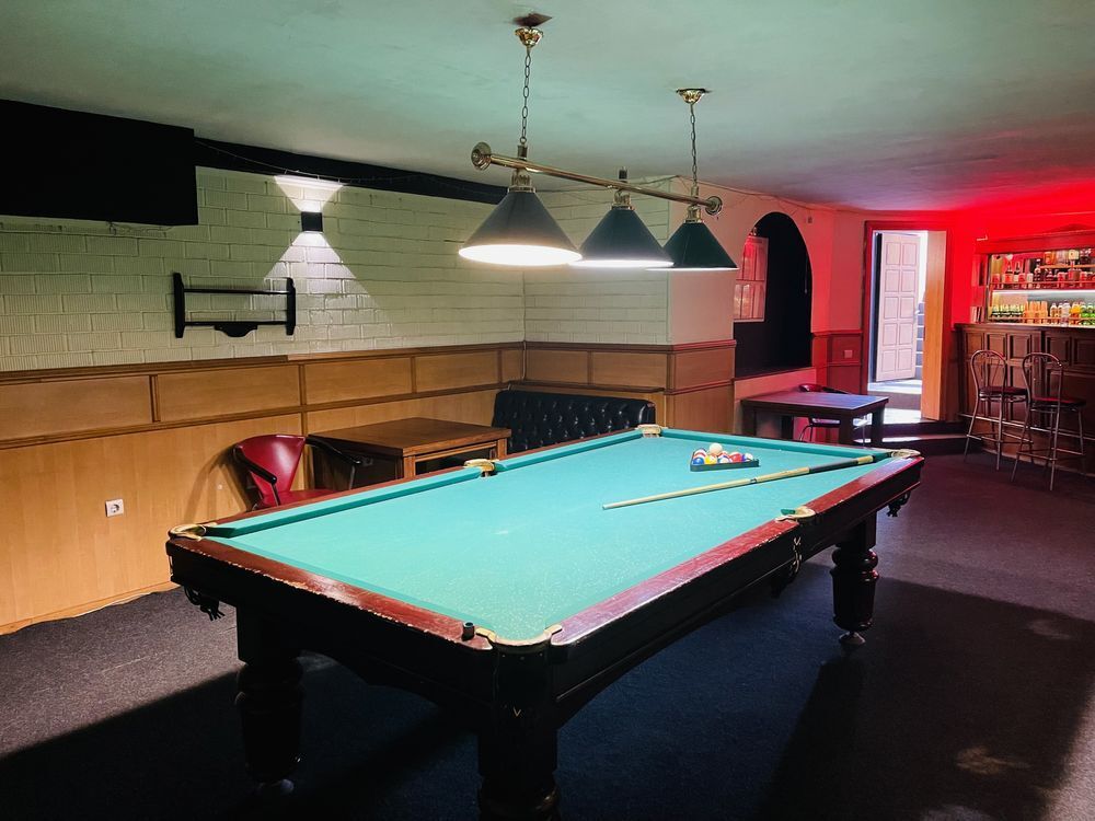 Продажа торгово-развлекательного центра 450 м², Карагандинская ул.