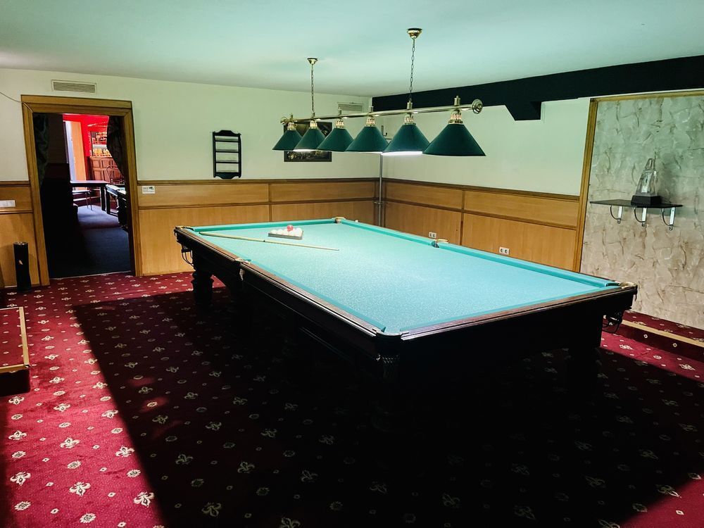 Продажа торгово-развлекательного центра 450 м², Карагандинская ул.