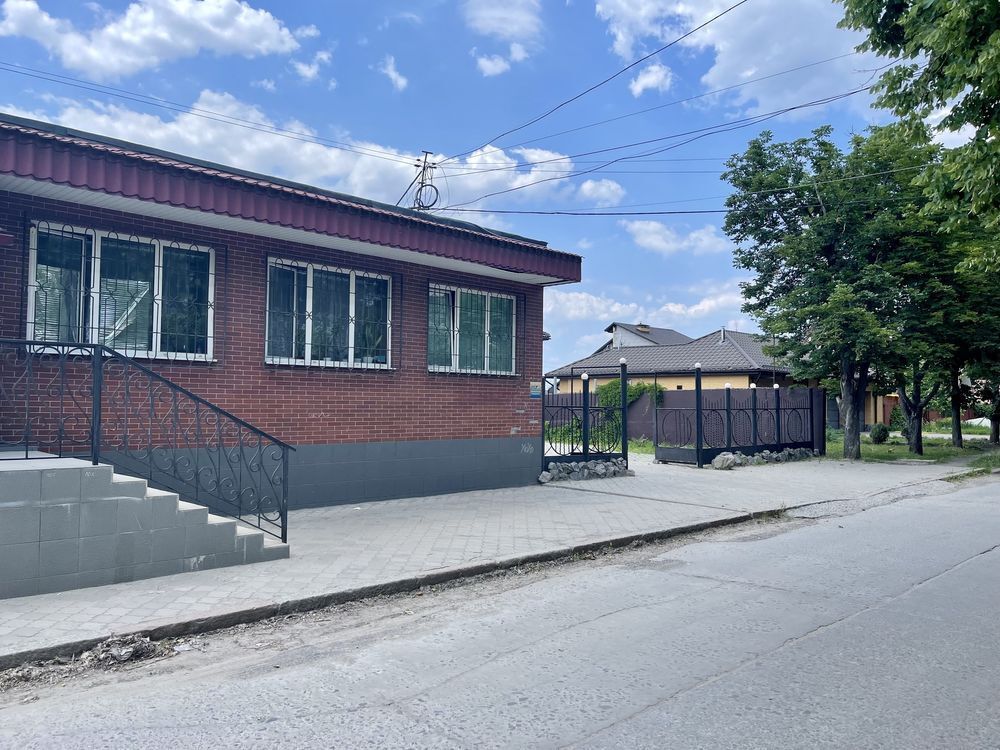 Продажа торгово-развлекательного центра 450 м², Карагандинская ул.