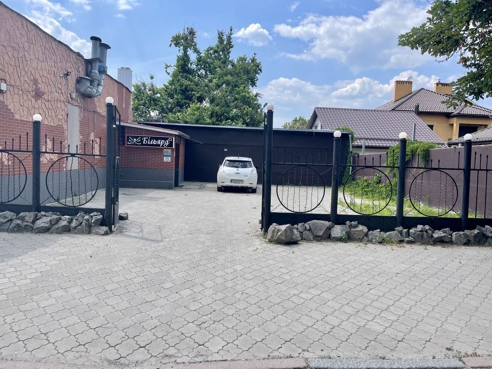 Продажа торгово-развлекательного центра 450 м², Карагандинская ул.