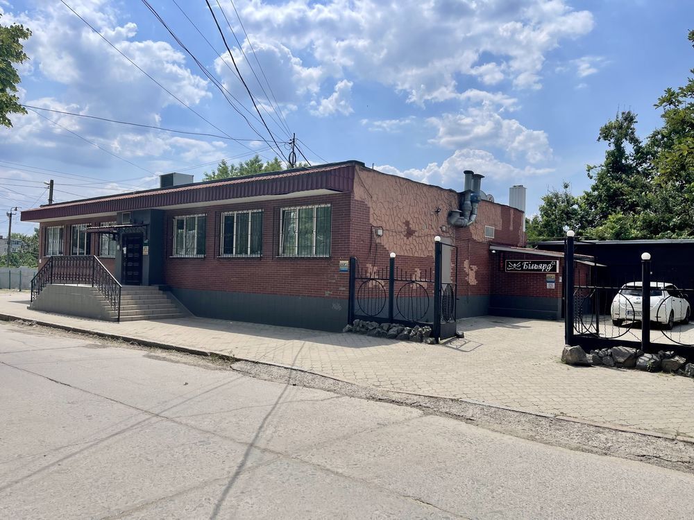 Продажа торгово-развлекательного центра 450 м², Карагандинская ул.