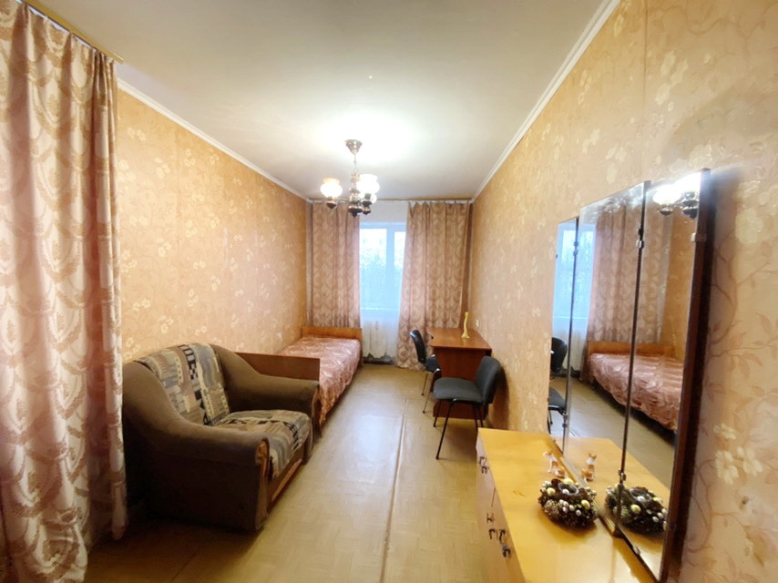 Продажа 2-комнатной квартиры 44 м², Крылова ул.
