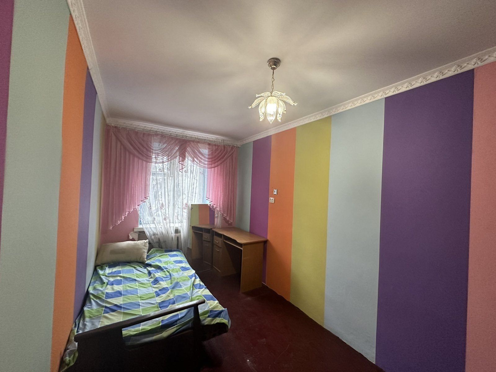 Продаж 2-кімнатної квартири 44 м², Інглезі вул.