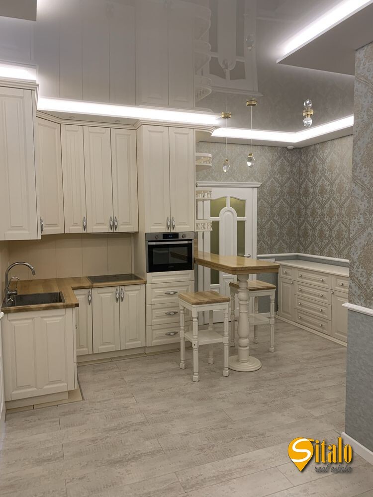 Продаж 2-кімнатної квартири 54 м², Сергія Данченка вул., 22