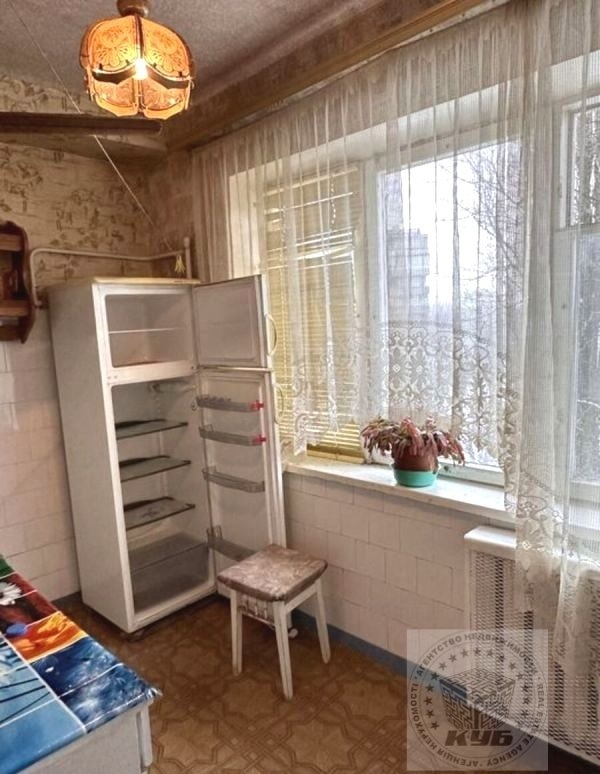 Продаж 2-кімнатної квартири 47 м², Волгоградська вул., 11