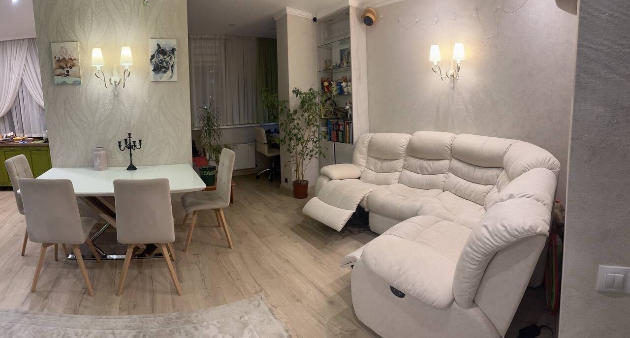 Продаж 3-кімнатної квартири 104 м², Генерала Бочарова вул.