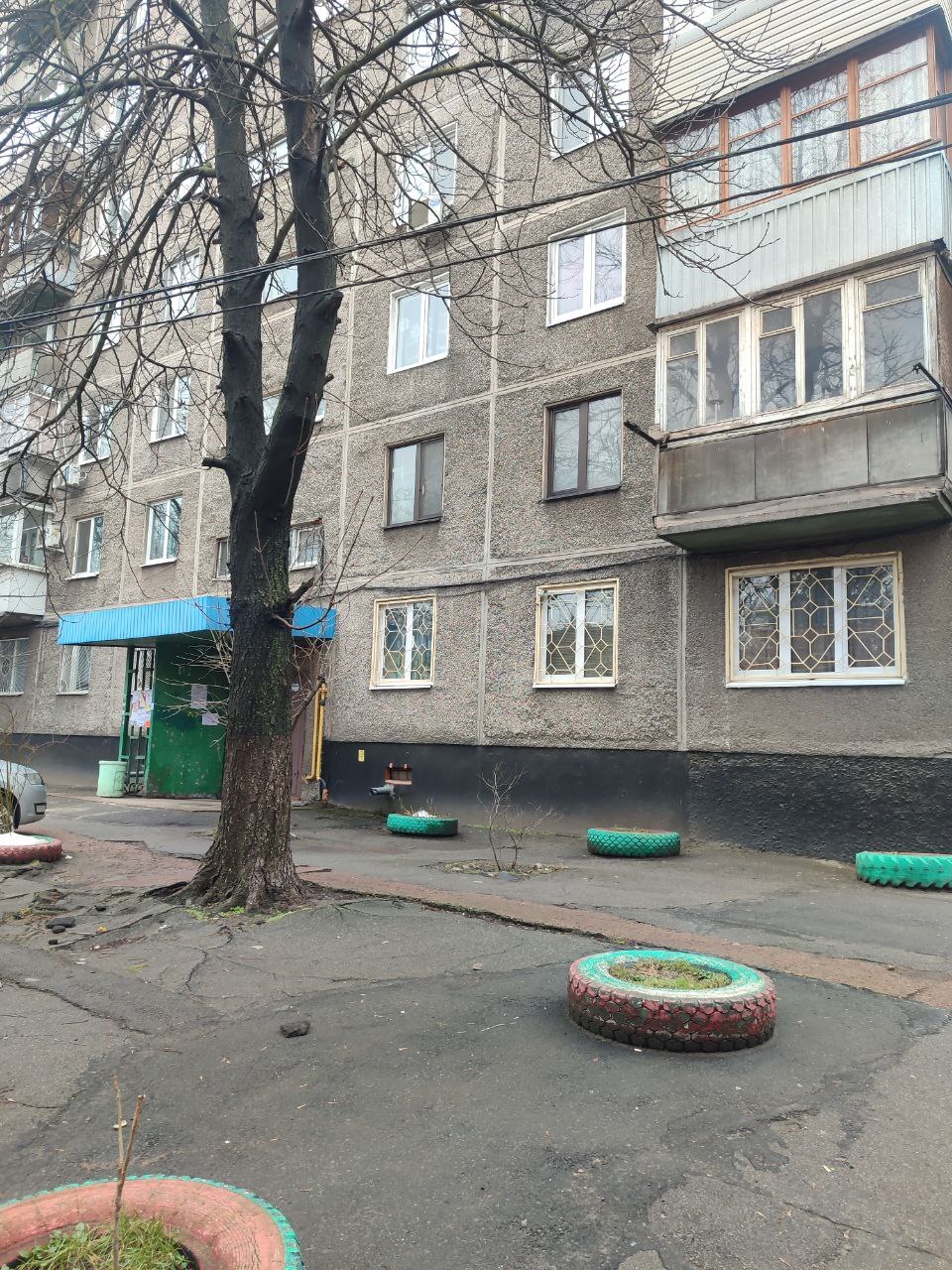Продаж 3-кімнатної квартири 63.2 м², Бердянська вул.