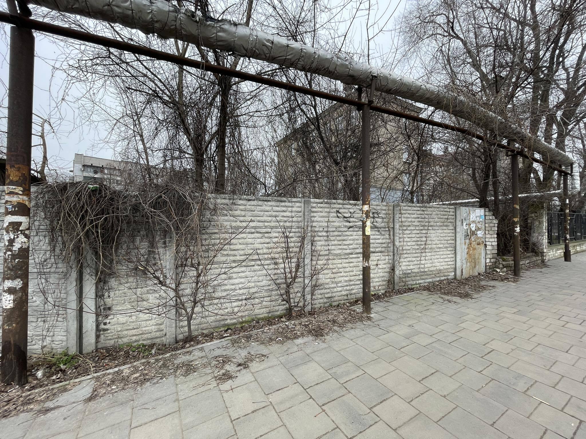 Продажа участка для строительства гостиниц 8 соток, Каруны ул.