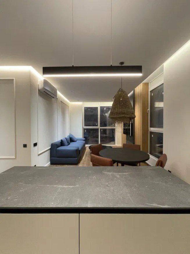 Продажа 3-комнатной квартиры 78 м², Звездный бул.