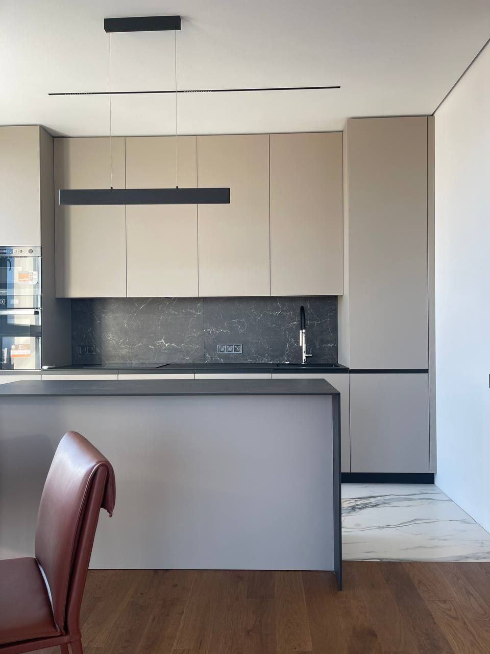 Продажа 3-комнатной квартиры 78 м², Звездный бул.