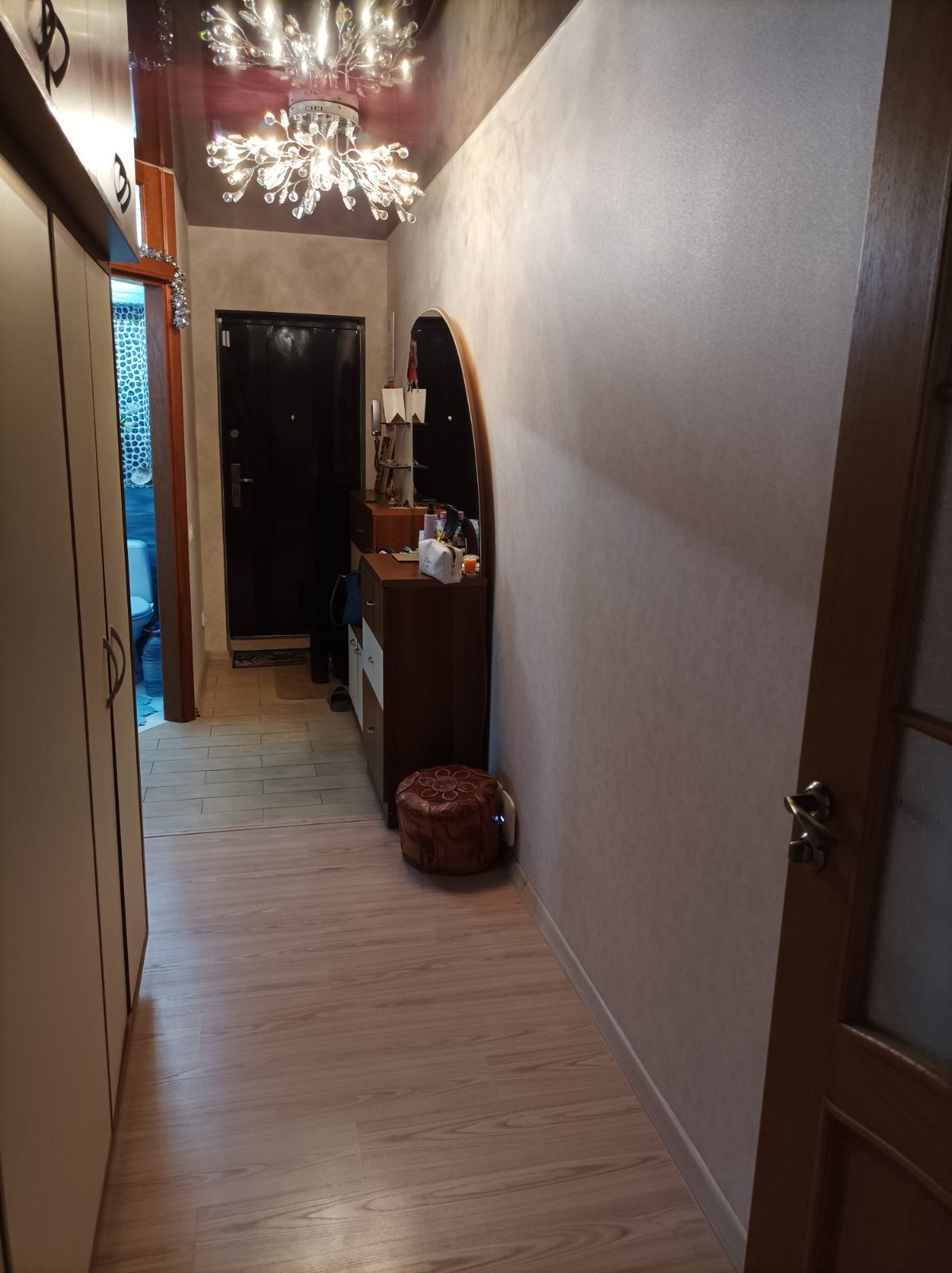 Продаж 2-кімнатної квартири 52 м², Козака Мамая вул.