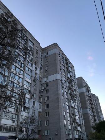 Продаж 3-кімнатної квартири 70 м², Робітнича вул., 148