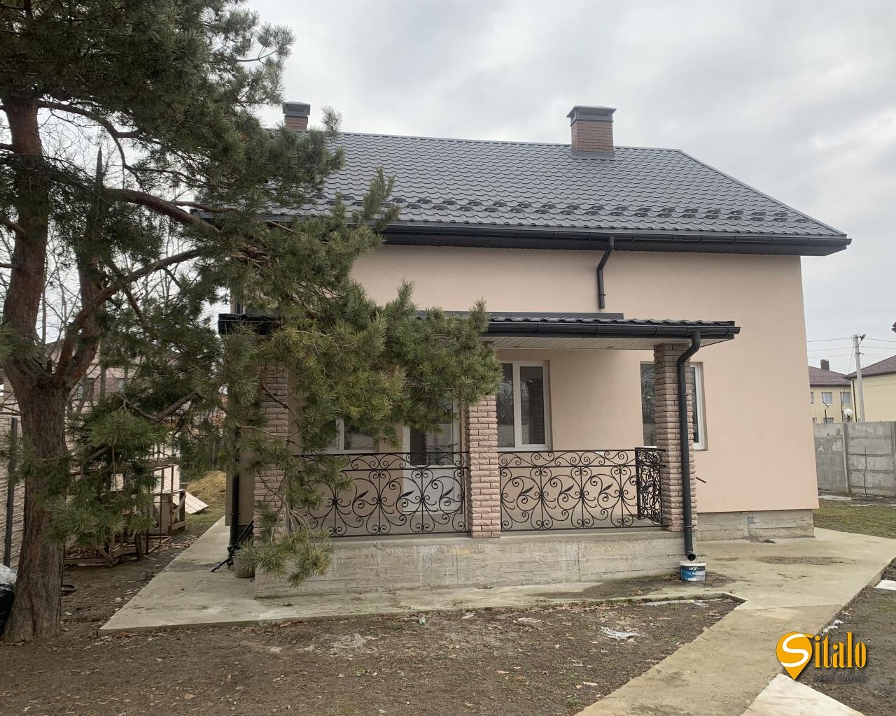 Продаж будинку 180 м²