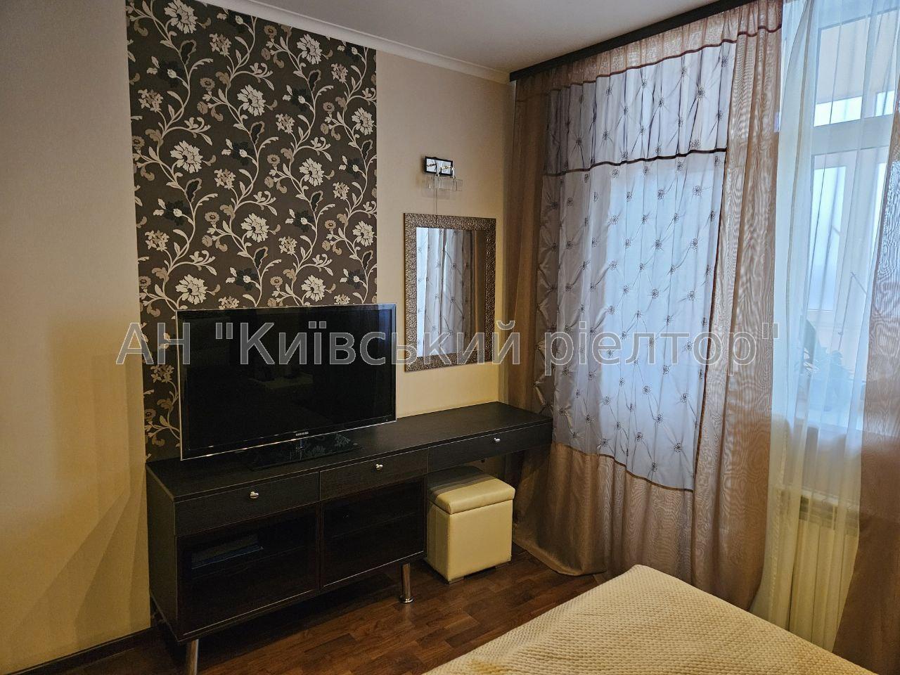 Продажа 3-комнатной квартиры 90 м², Петра Калнышевского ул., 7