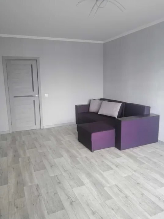 Продаж 1-кімнатної квартири 43 м², Героїв Крут вул.