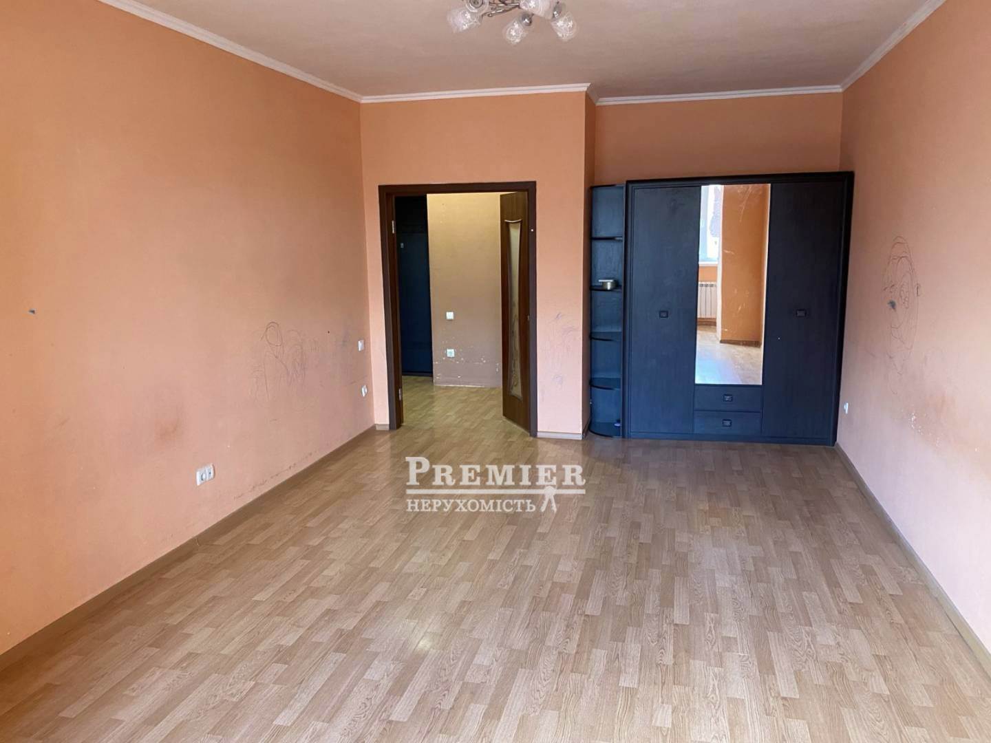 Продажа 1-комнатной квартиры 53 м², Академика Сахарова ул.