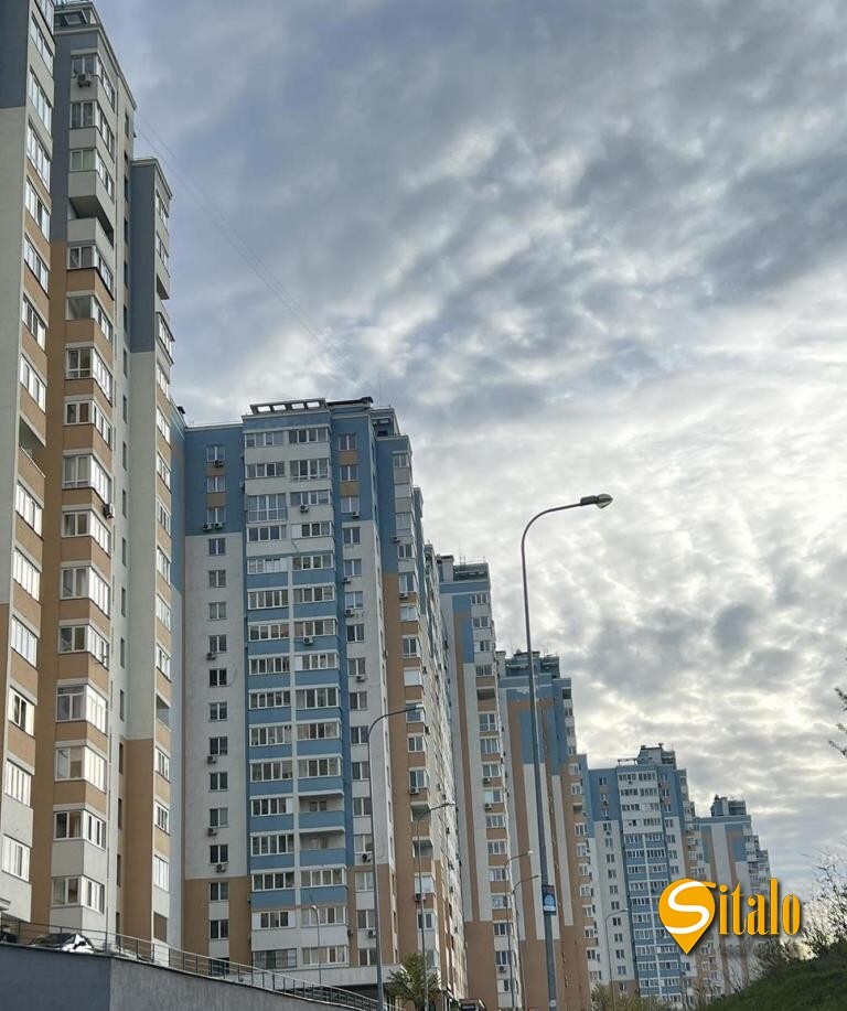 Продаж 2-кімнатної квартири 62.8 м², Сергія Данченка вул., 32Б