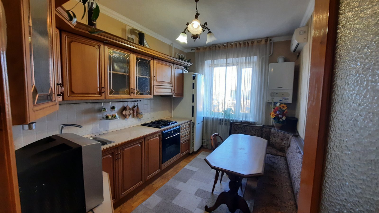 Продаж 3-кімнатної квартири 90 м², Вокзальна вул., 11