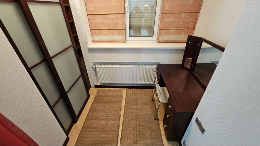 Продаж 3-кімнатної квартири 100 м², Суворова вул.
