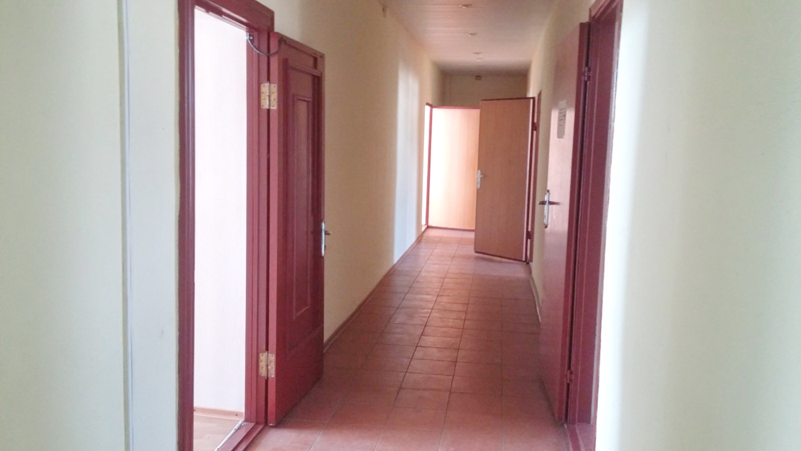 Продажа склада 1000 м², Радистов ул., 54