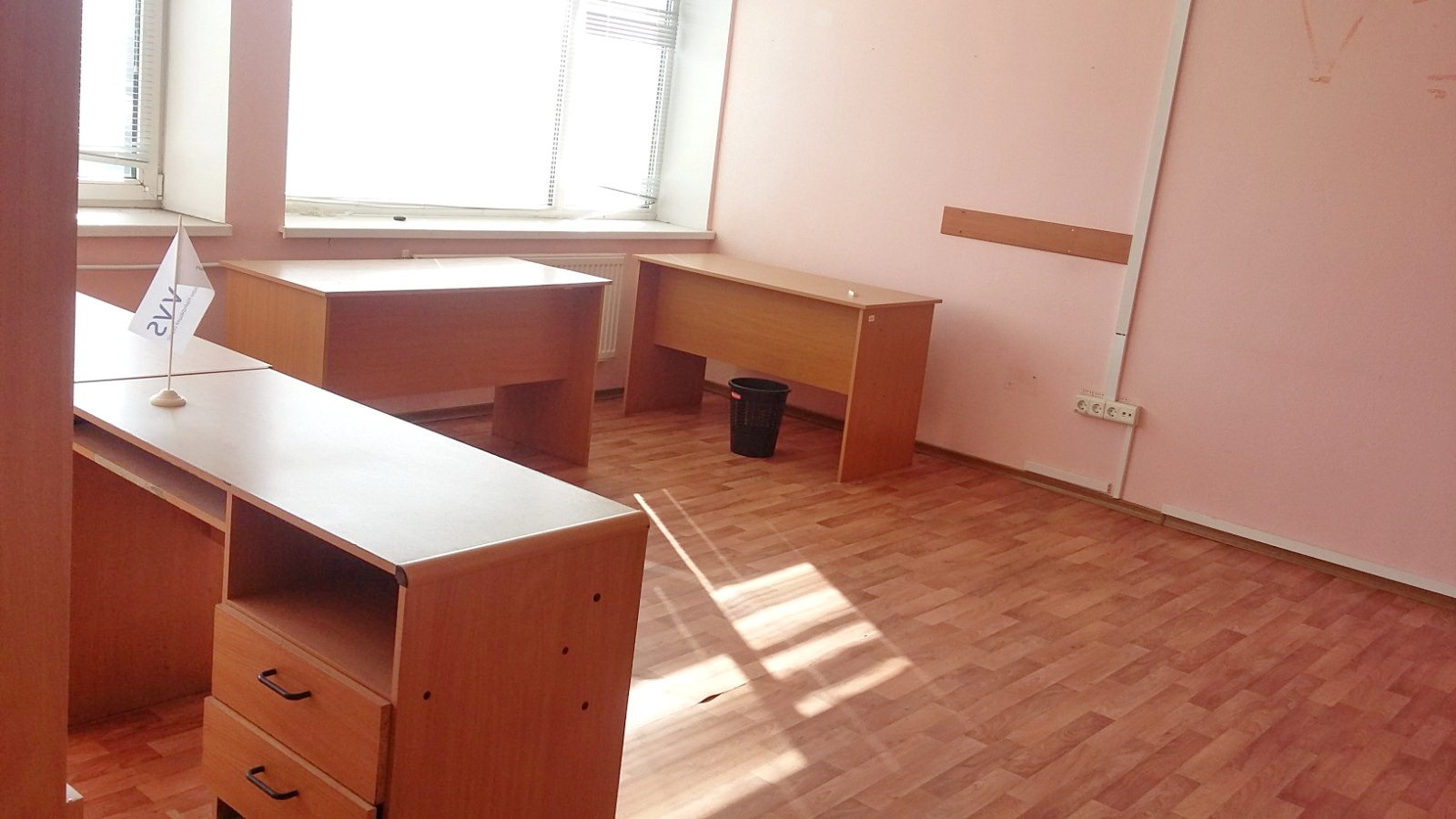 Продажа склада 1000 м², Радистов ул., 54