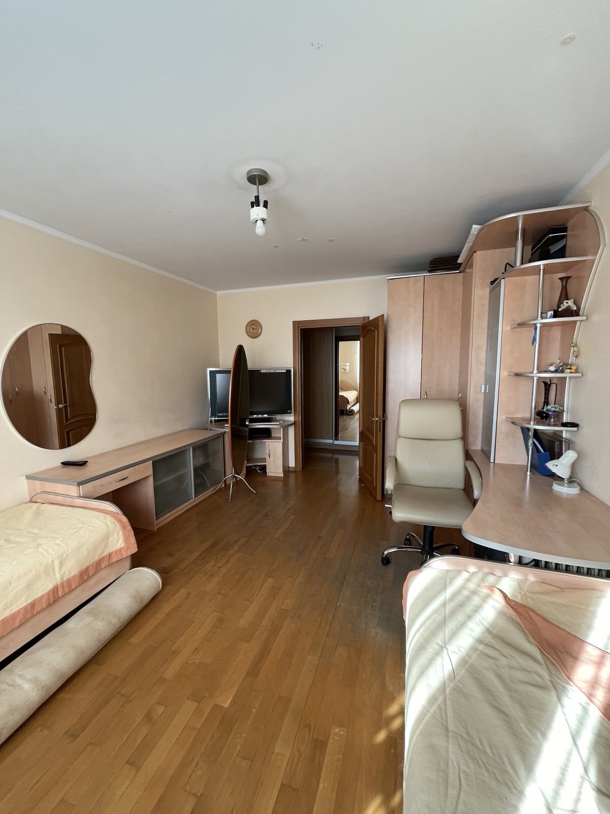 Продажа 3-комнатной квартиры 143 м², Маршала Говорова ул., 5А