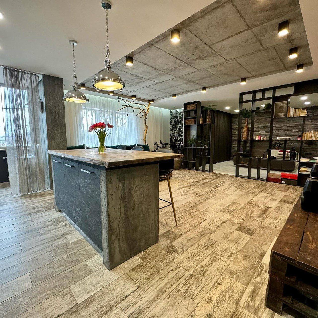 Продаж 2-кімнатної квартири 97 м², Дарницька вул.