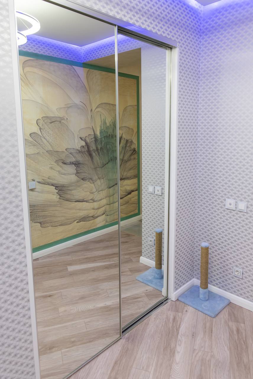 Продажа 4-комнатной квартиры 127 м², Василия Жуковского ул.
