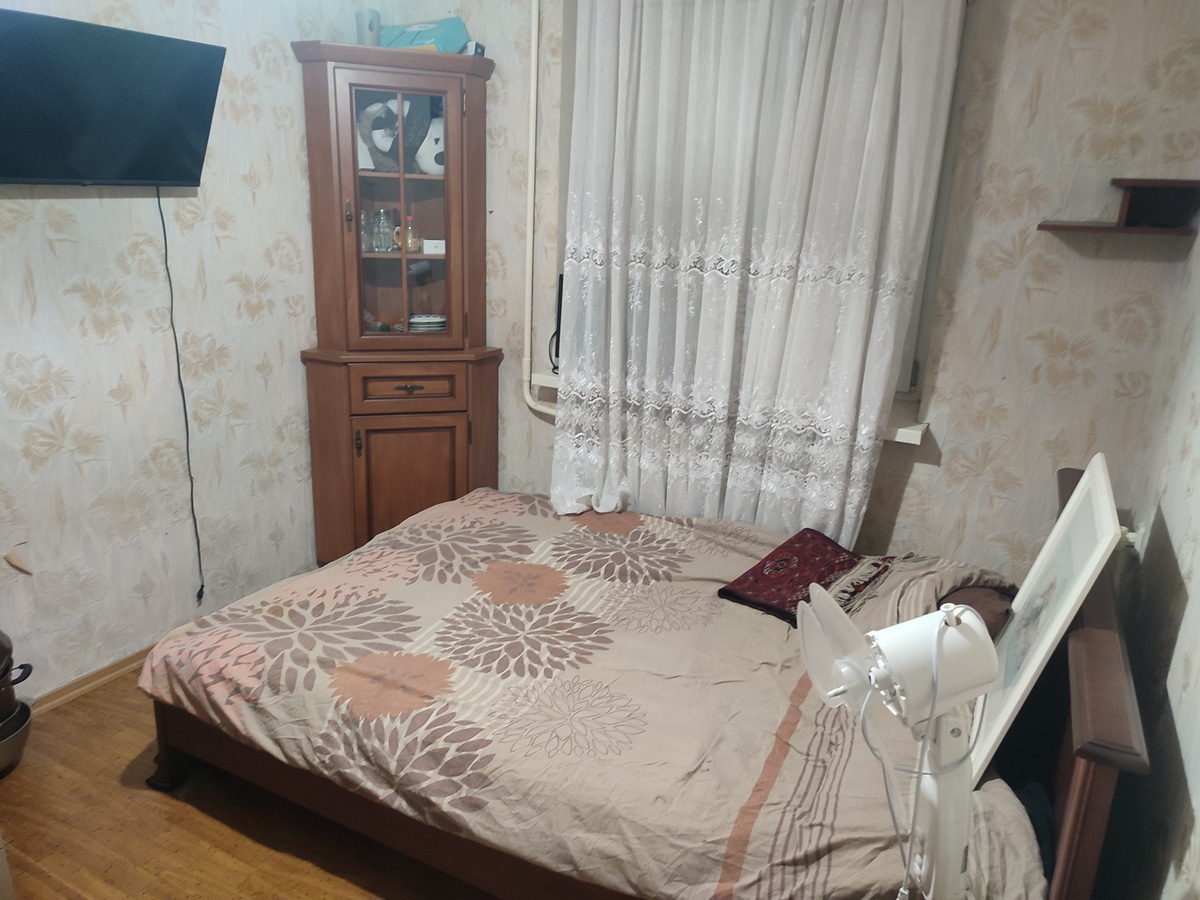 Продаж 3-кімнатної квартири 74 м², Райдужна вул., 14