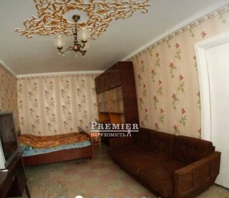 Продаж 3-кімнатної квартири 55 м², Генерала Бочарова вул.