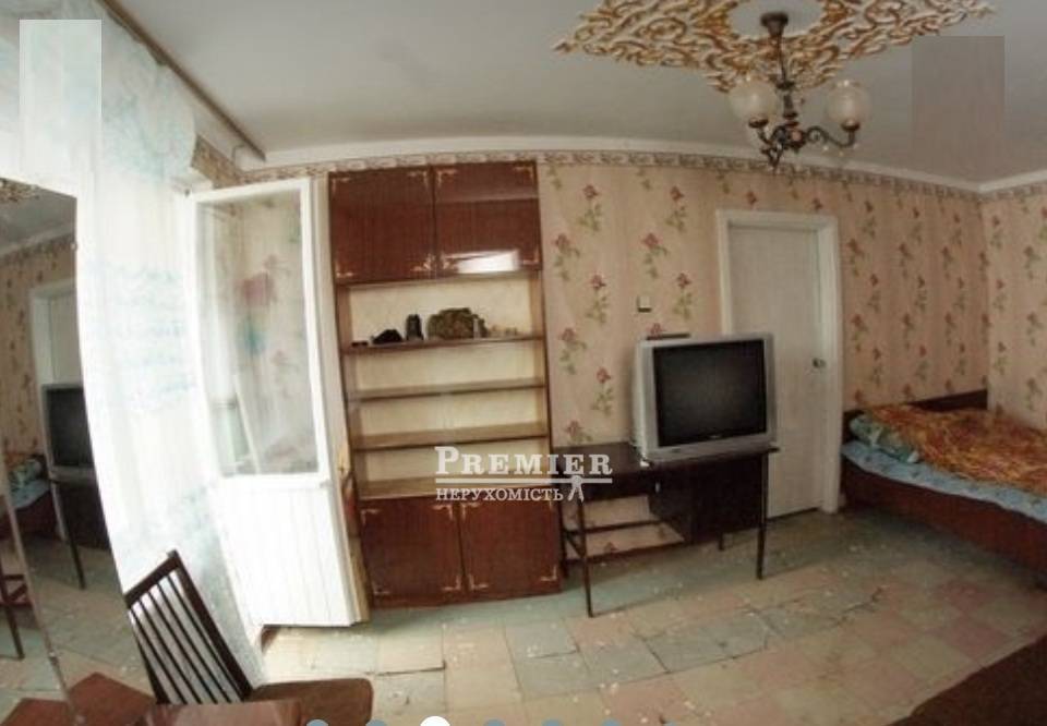 Продажа 3-комнатной квартиры 55 м², Генерала Бочарова ул.