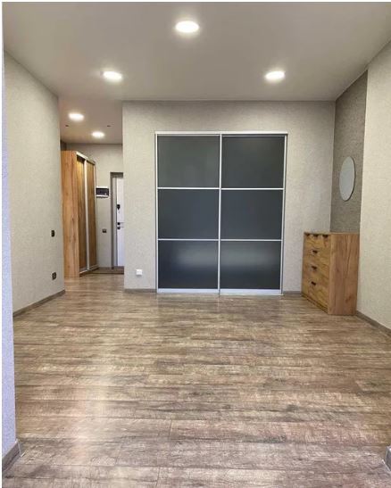 Продажа 3-комнатной квартиры 58 м², Мандрыковская ул.
