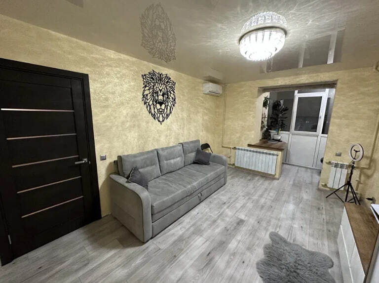 Продаж 2-кімнатної квартири 50 м², Холодногірська вул.