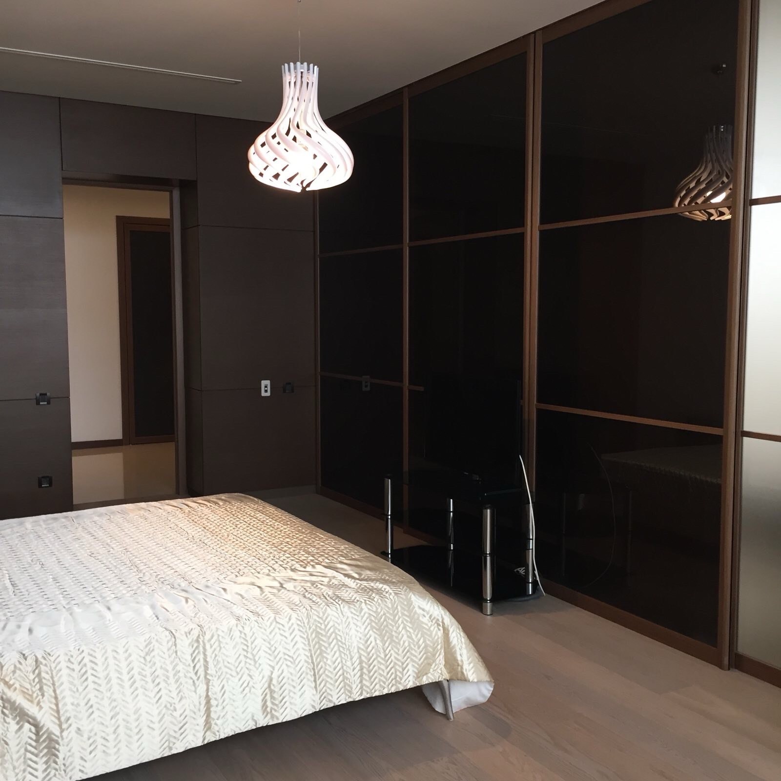 Продажа 3-комнатной квартиры 205 м², Каркашадзе пер., 9