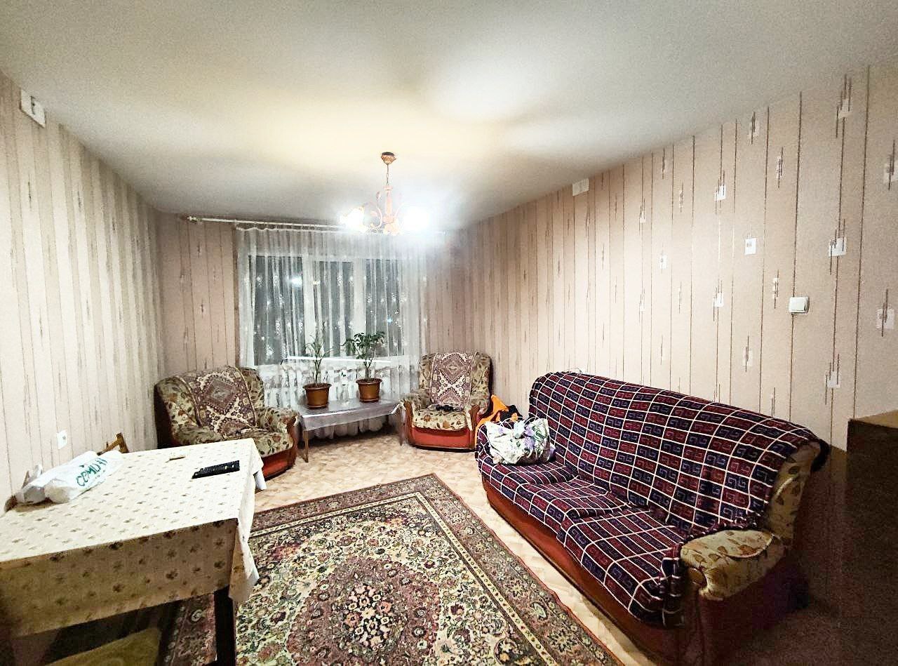 Продаж 3-кімнатної квартири 72.6 м², Сумсько-Київських Дивізій вул.