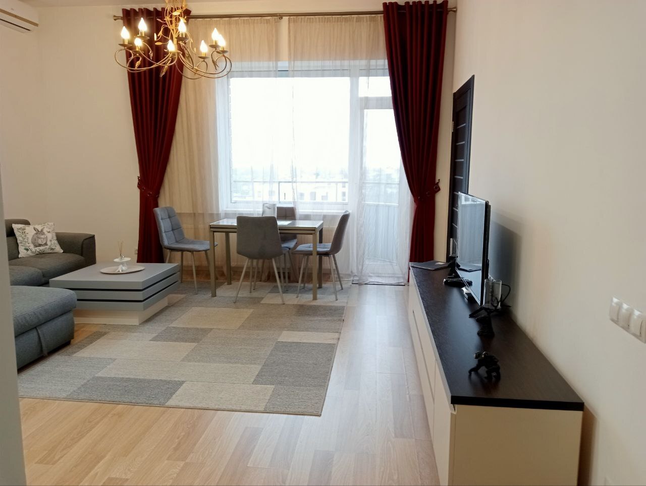 Продаж 3-кімнатної квартири 83 м², Дмитрія Яворницького просп., 5