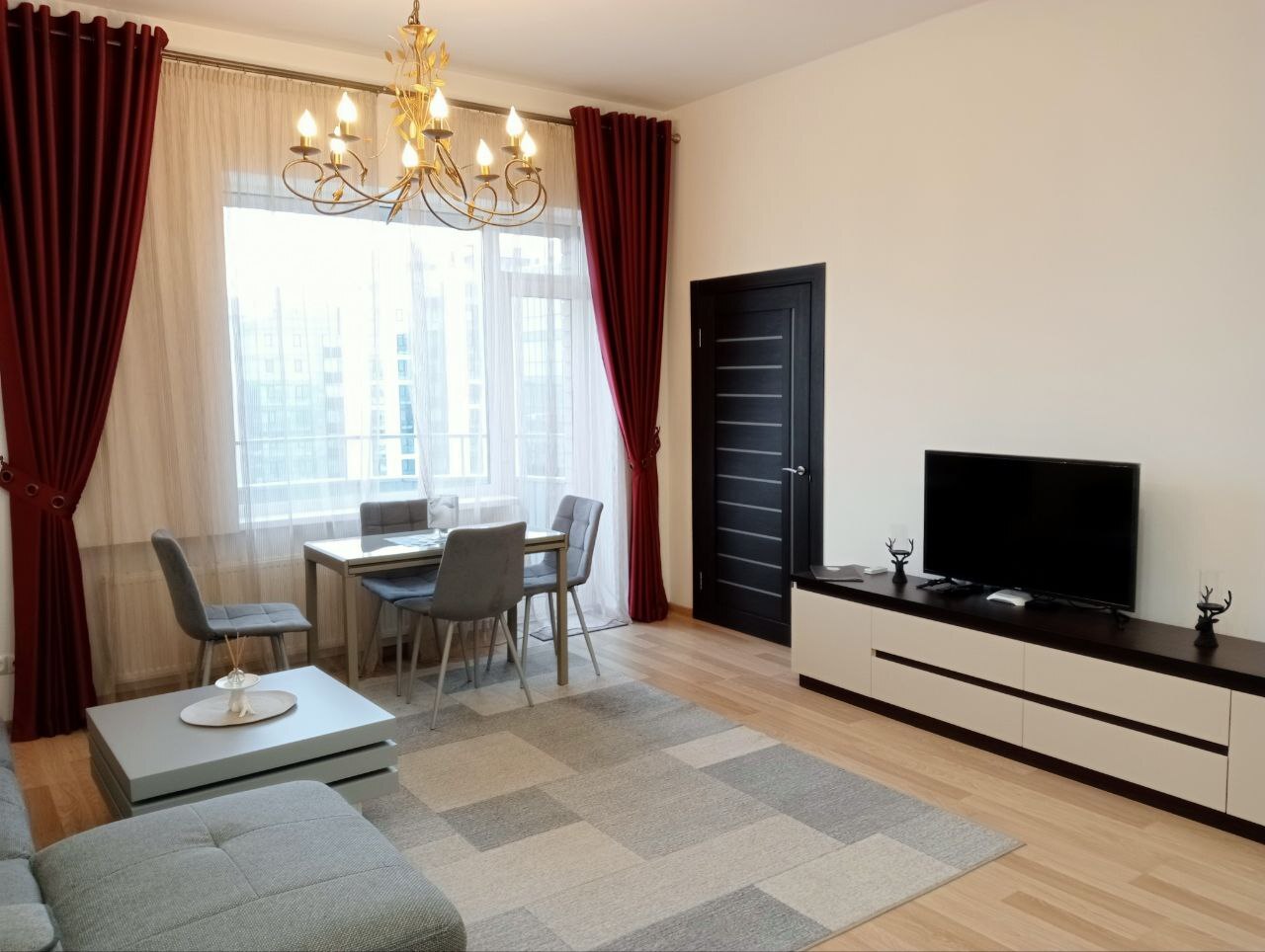 Продаж 3-кімнатної квартири 83 м², Дмитрія Яворницького просп., 5