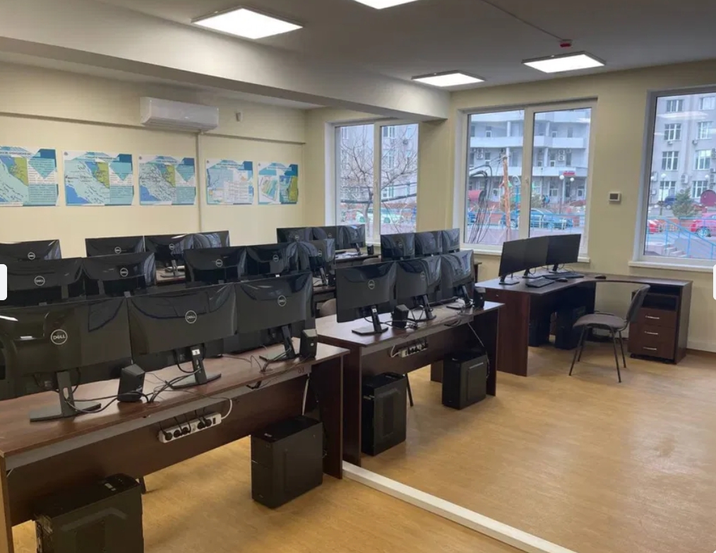 Аренда помещения свободного назначения 700 м², Среднефонтанская ул.